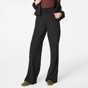 Spanx On the Move Wide Leg Pant - Black
